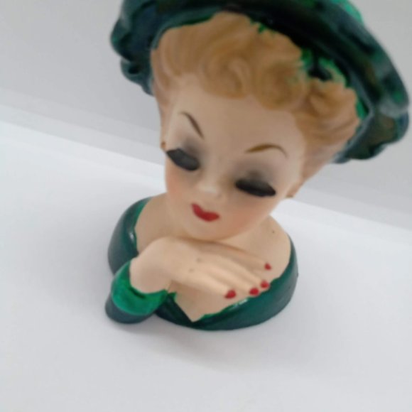 Vintage MINI Lady head Vase INARCO collectible - Picture 3 of 7